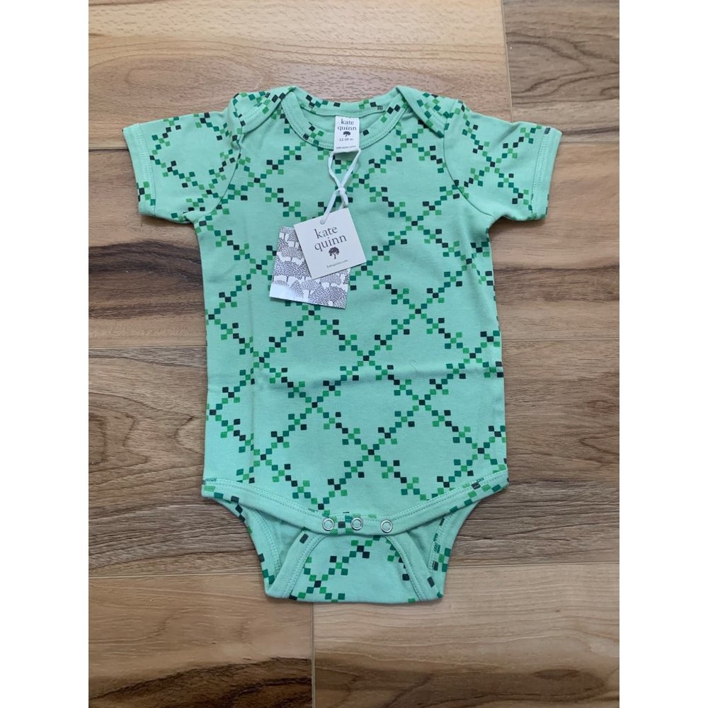 NWT Kate Quinn 12-18 Organic Cotton Green Irish Chain Short Sleeve Onesie